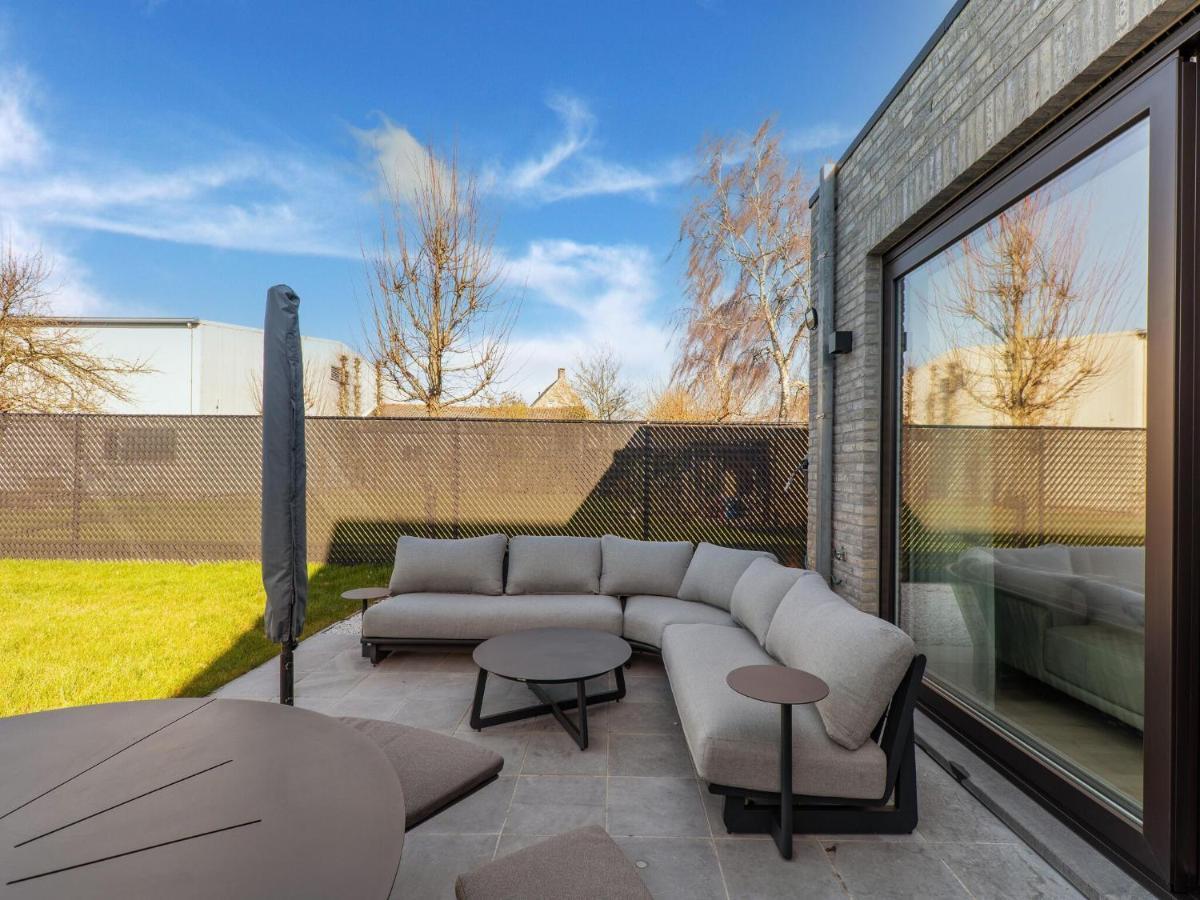 Modern Holiday Home With Garden Aardenburg Exterior photo