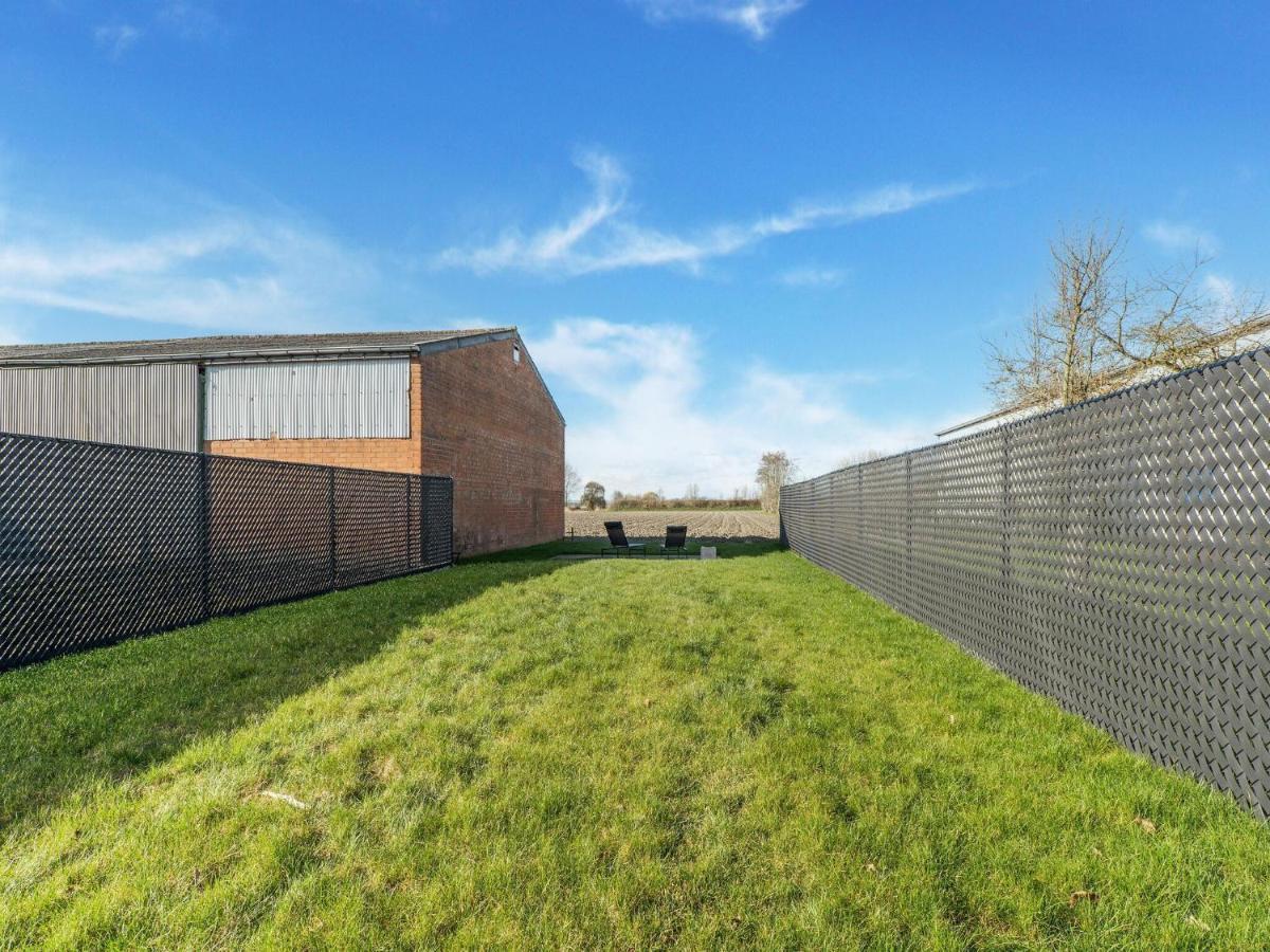 Modern Holiday Home With Garden Aardenburg Exterior photo