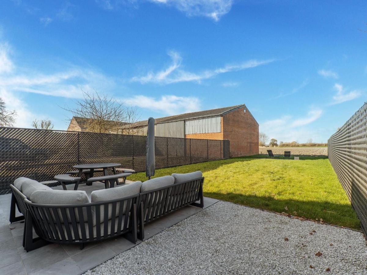 Modern Holiday Home With Garden Aardenburg Exterior photo